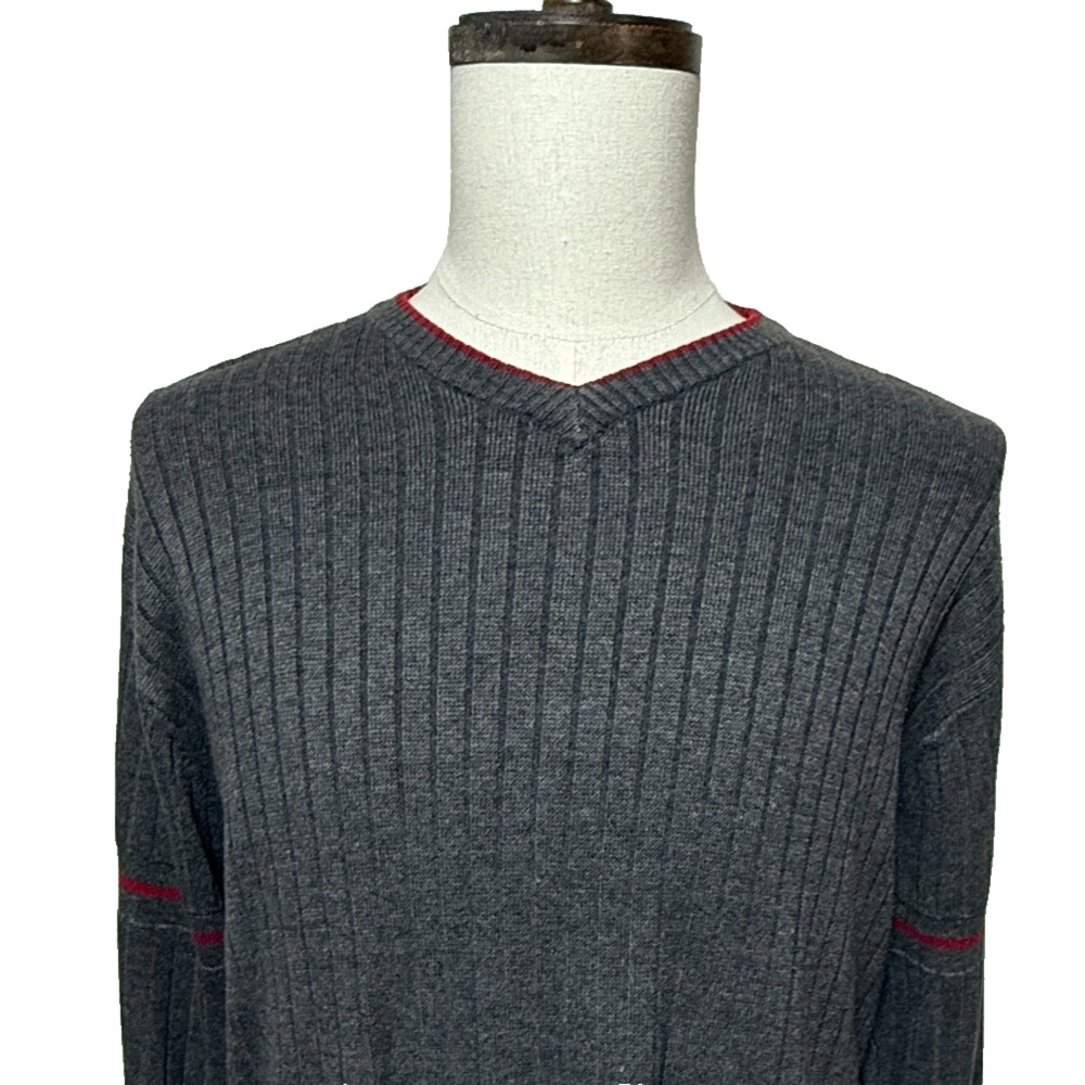 Quiksilver Sweater Mens Large‎ Gray Striped V Neck Pullover Long Sleeve Preppy